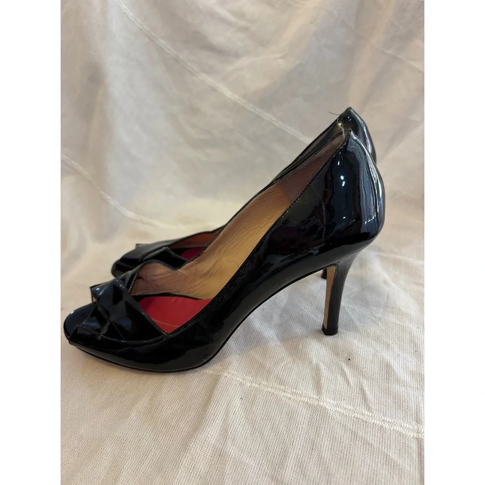 Kate Spade Black Patent Leather Peep Toe‎ Pumps Heels Made in Italy Size 7.5B